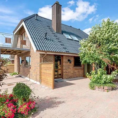 Cozy In With Kitchen *