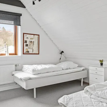 Cozy In With Kitchen Holiday home *