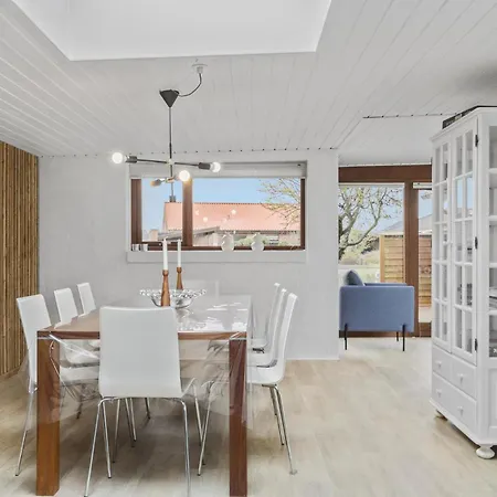 Cozy In With Kitchen Holiday home *